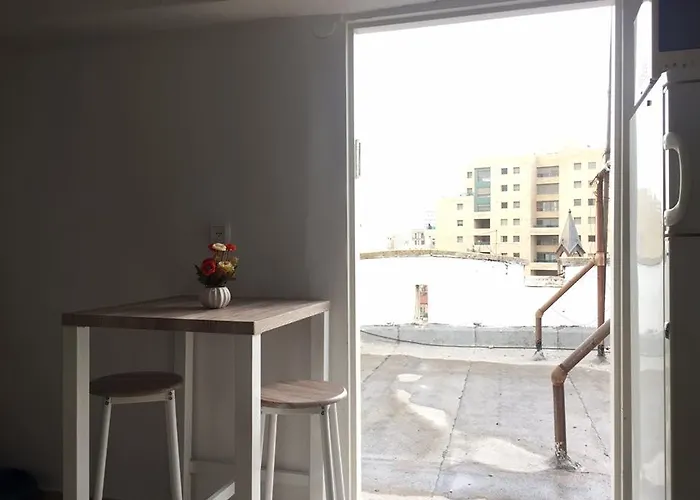 홀리데이 홈